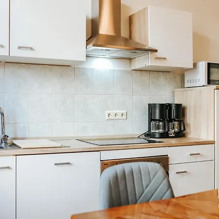 Lejlighed Namastay! Altbau-charme Und Komfort Im Zentrum *