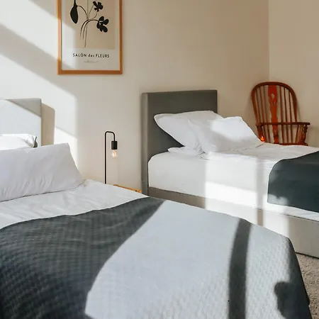 Lejlighed Namastay! Altbau-charme Und Komfort Im Zentrum *